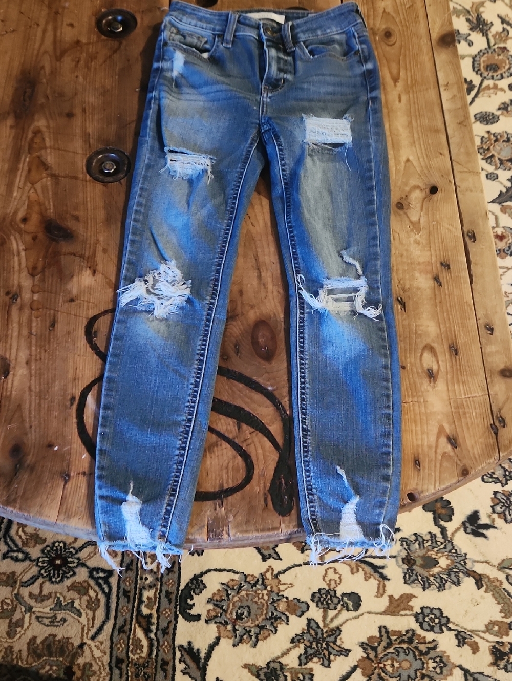 GAP Women’s Distressed Skinny Jeans - Blue
